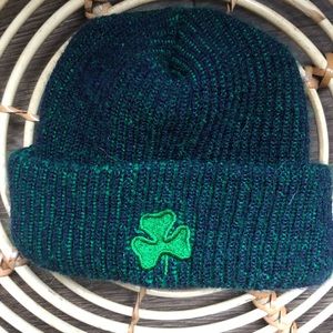 6-12m fold over clover knit toque.